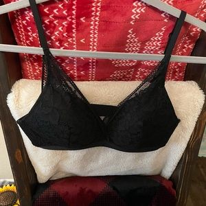 Knix Lace Plunge V-neck Bra